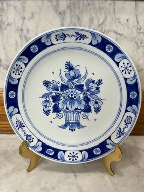 Authentic Royal Delft, De Poceleyne Fles Hand Painted Wall Plate
